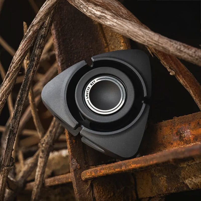 Bit-04 Tri Fidget Spinner - Image 3